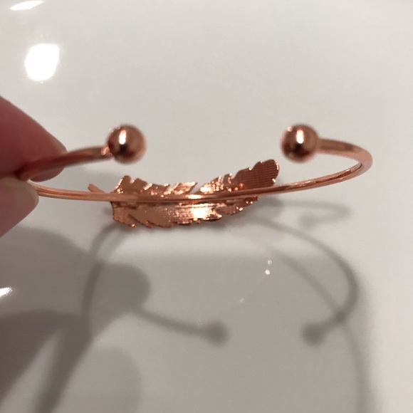5 For $20 🥳 Rose Gold Leaf Cuff - Picture 3 of 4